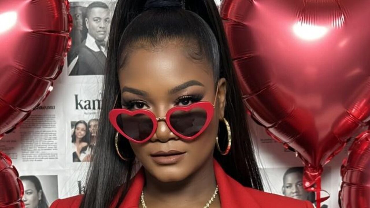 AlessiaSantoro's Sex ChatRoom