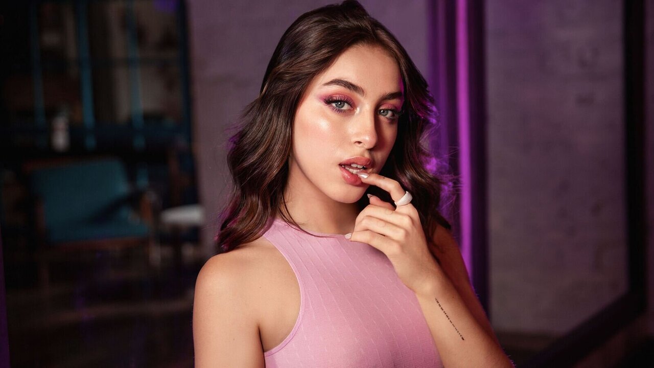 AliceBelov's Sex ChatRoom