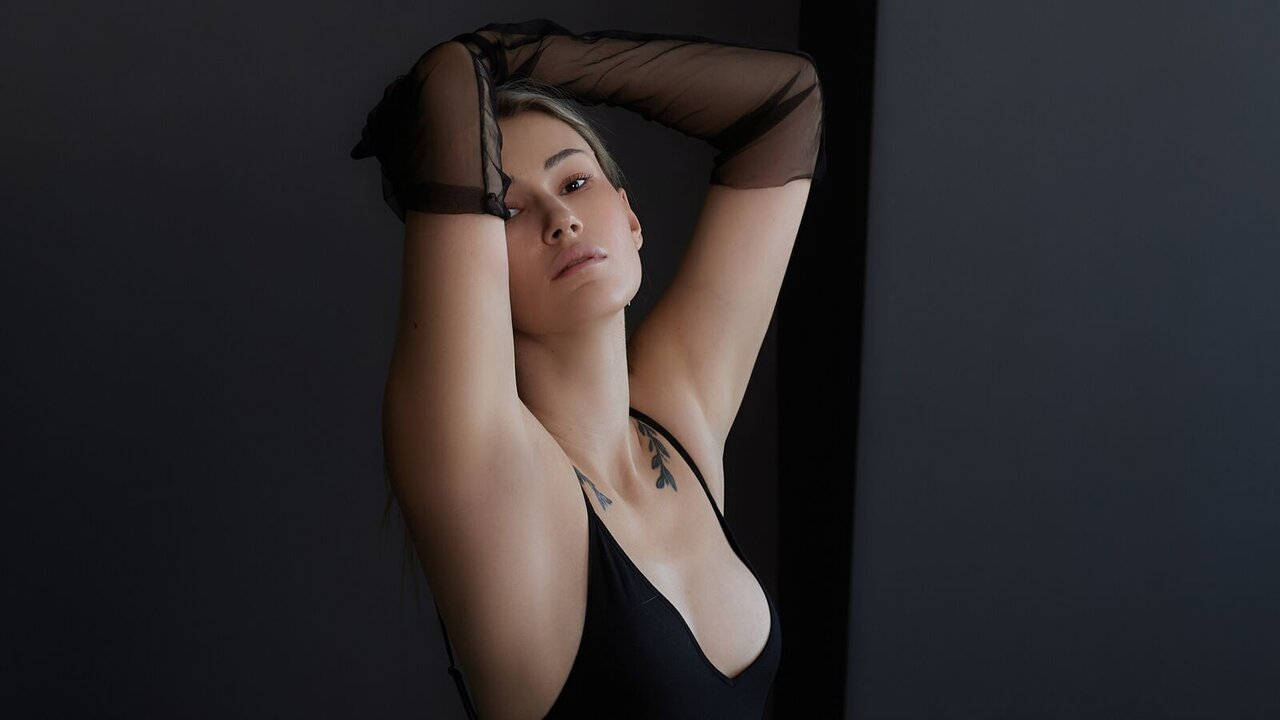 AliceKrosmans's Sex ChatRoom