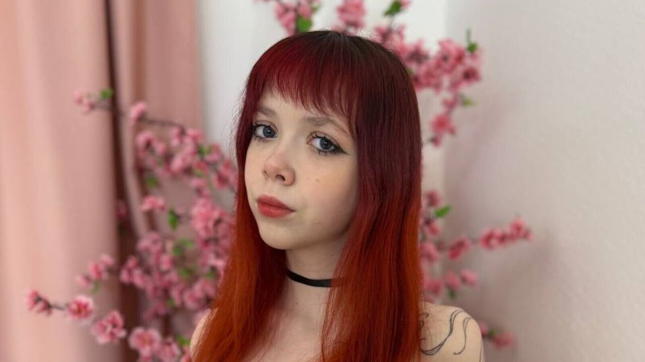 AmiMelis's Sex ChatRoom