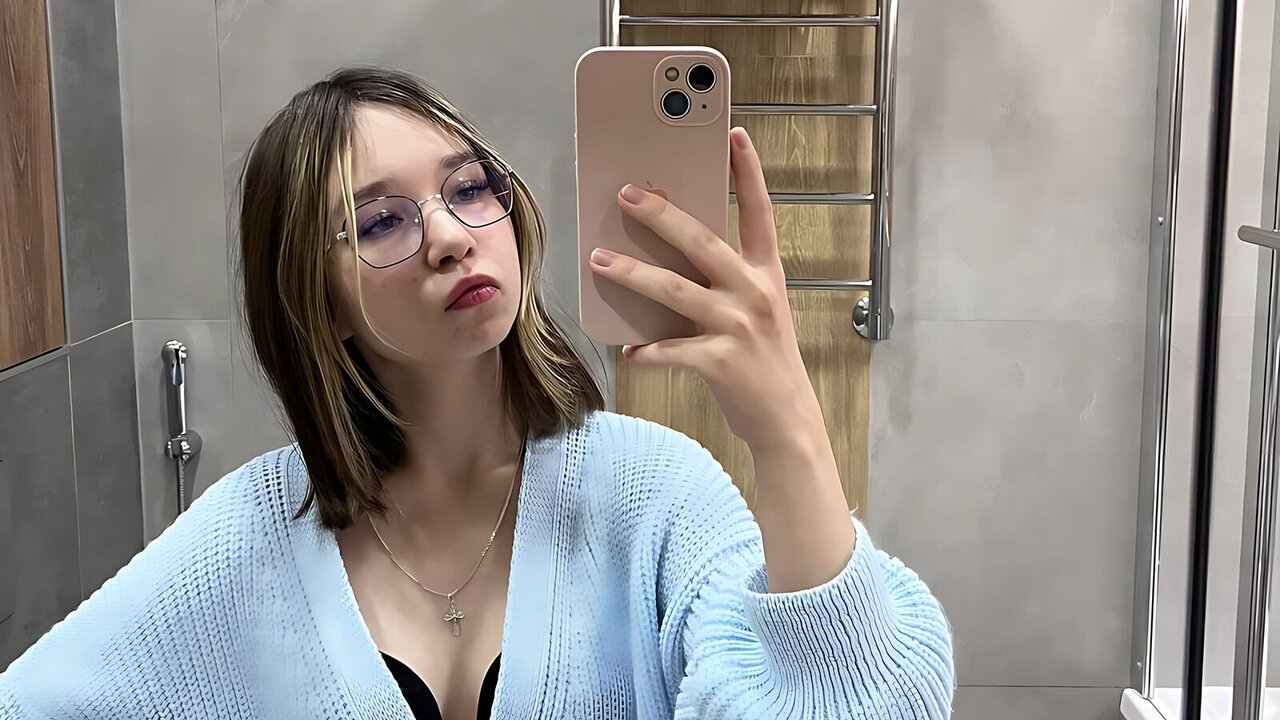 ArnitaStogden's Sex ChatRoom