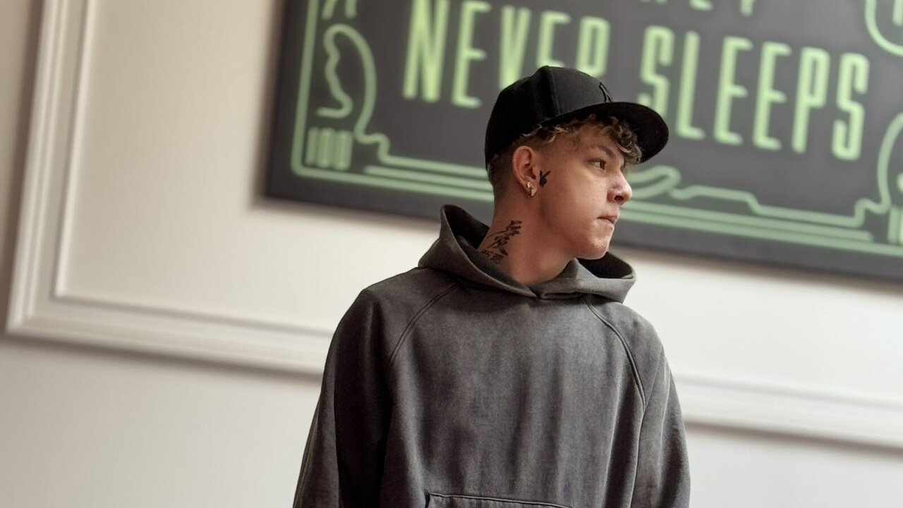 AyaanValentino's Sex ChatRoom