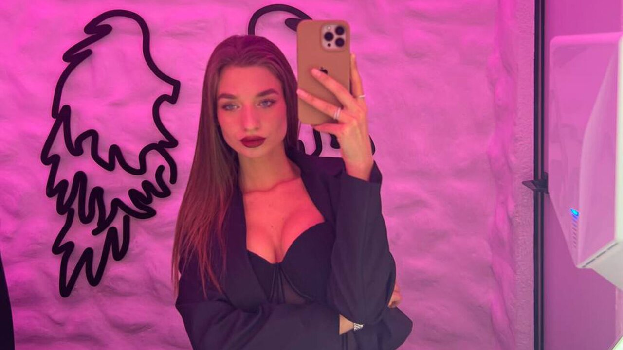 BiancaHarts's Sex ChatRoom