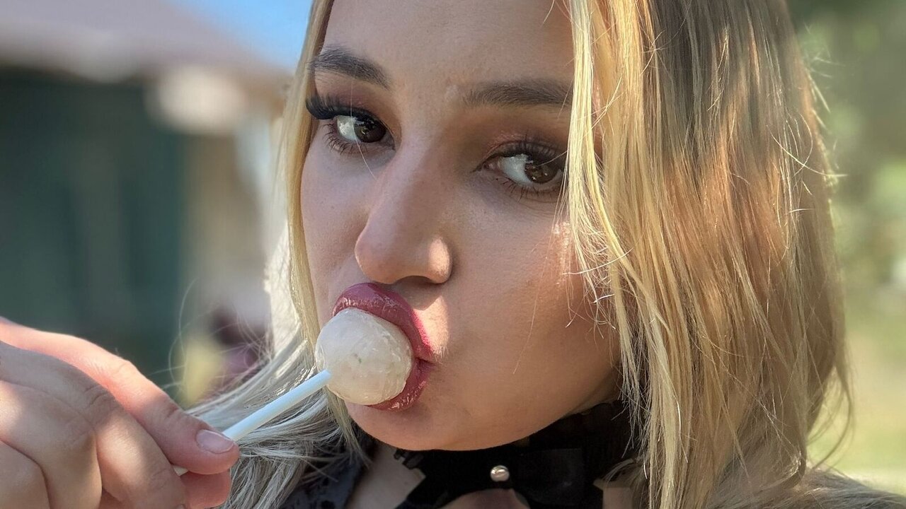 CarrieBlanch's Sex ChatRoom