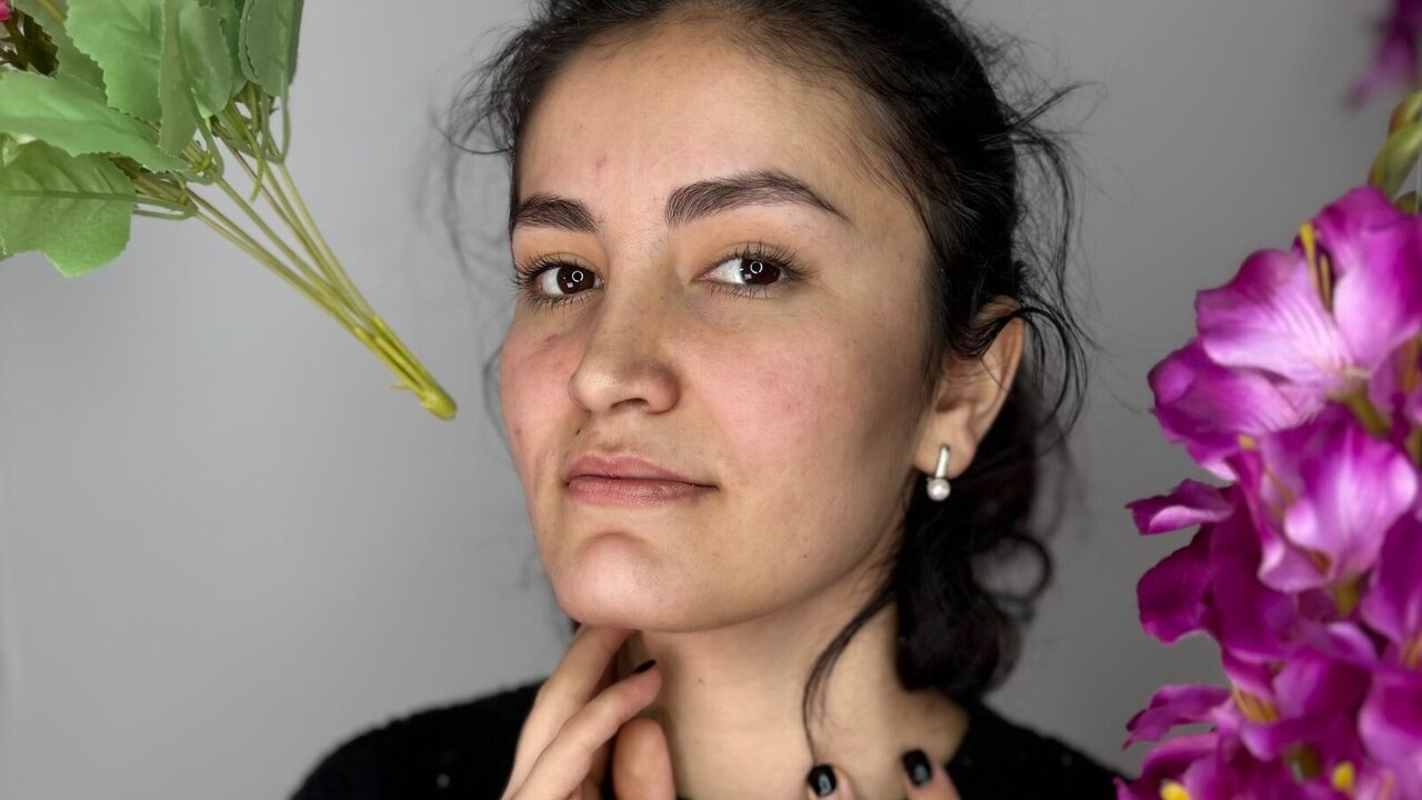 ChandraBuitron's Sex ChatRoom