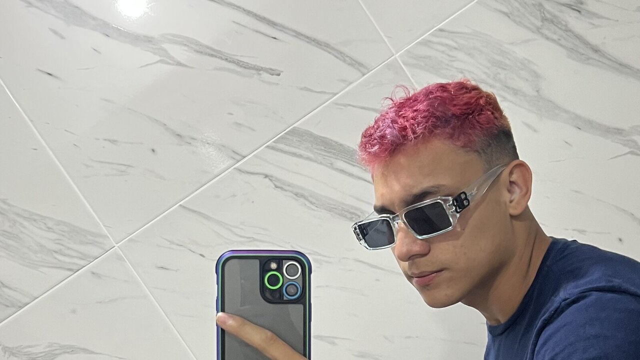 CrissJhonson's Sex ChatRoom