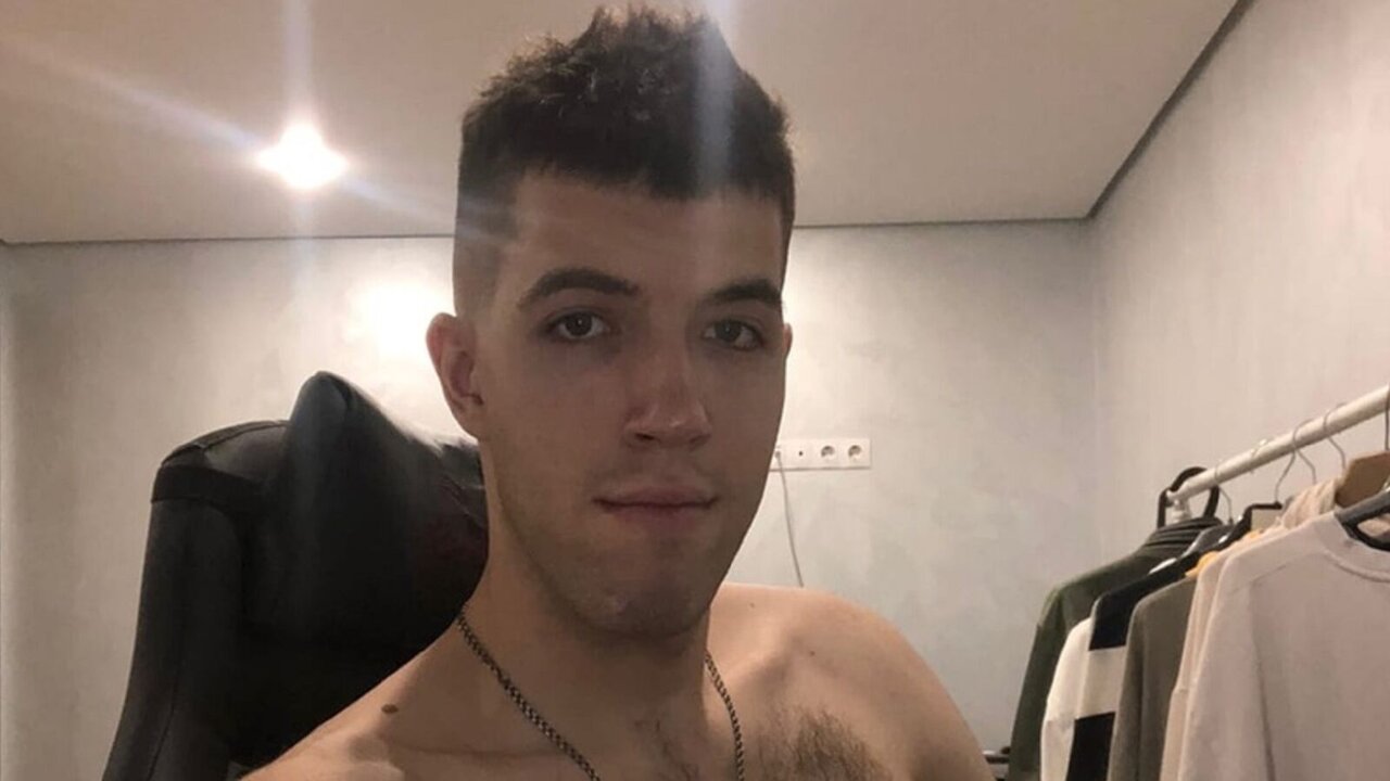 DavidBush's Sex ChatRoom