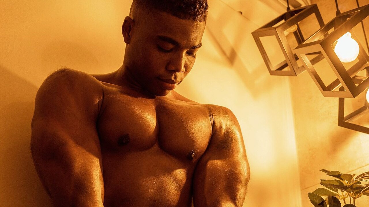 DiamondBlack's Sex ChatRoom