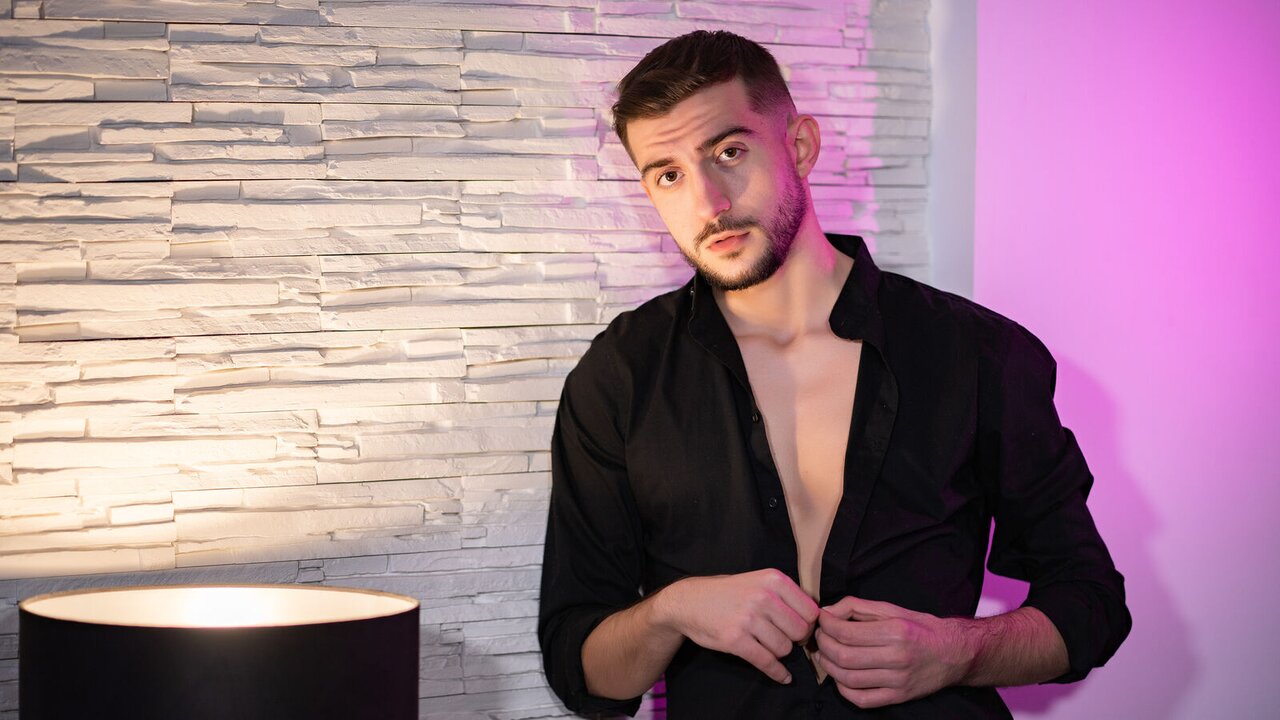 DylanHunt's Sex ChatRoom