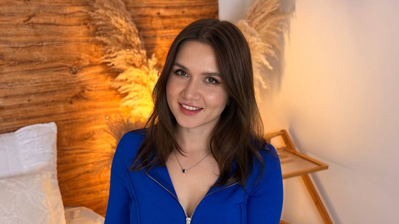 EmilyWillis's Sex ChatRoom