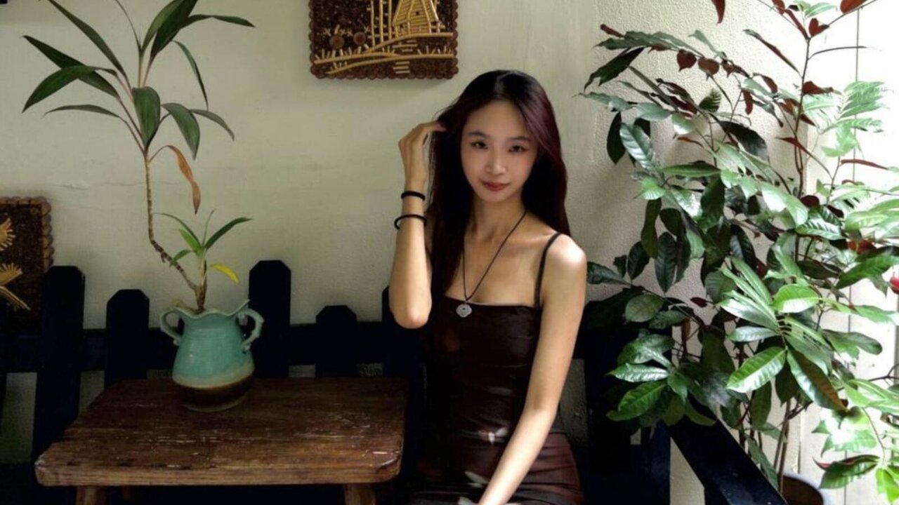 HarrietHelen's Sex ChatRoom