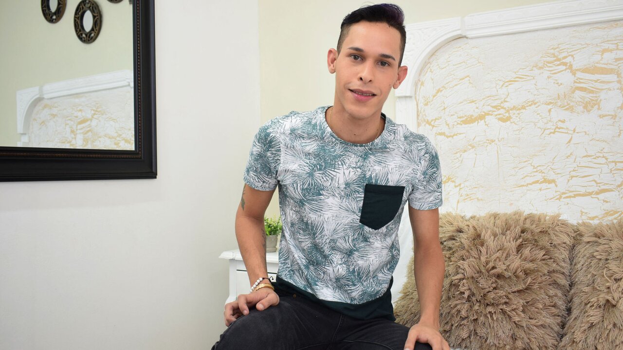 HarryMills's Sex ChatRoom