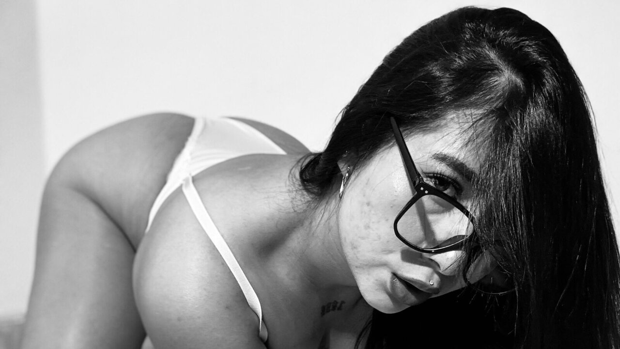 HazelRosee's Sex ChatRoom