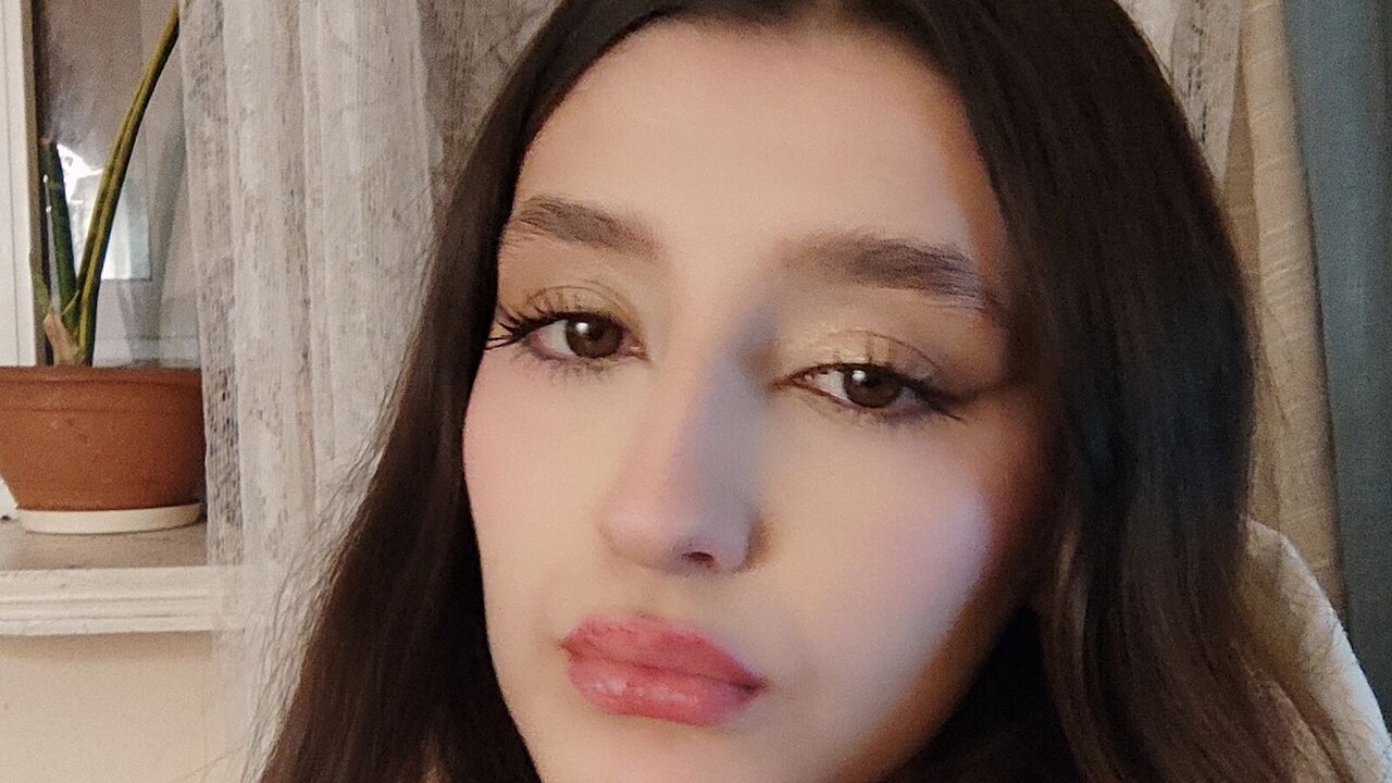 IsabellaBery's Sex ChatRoom