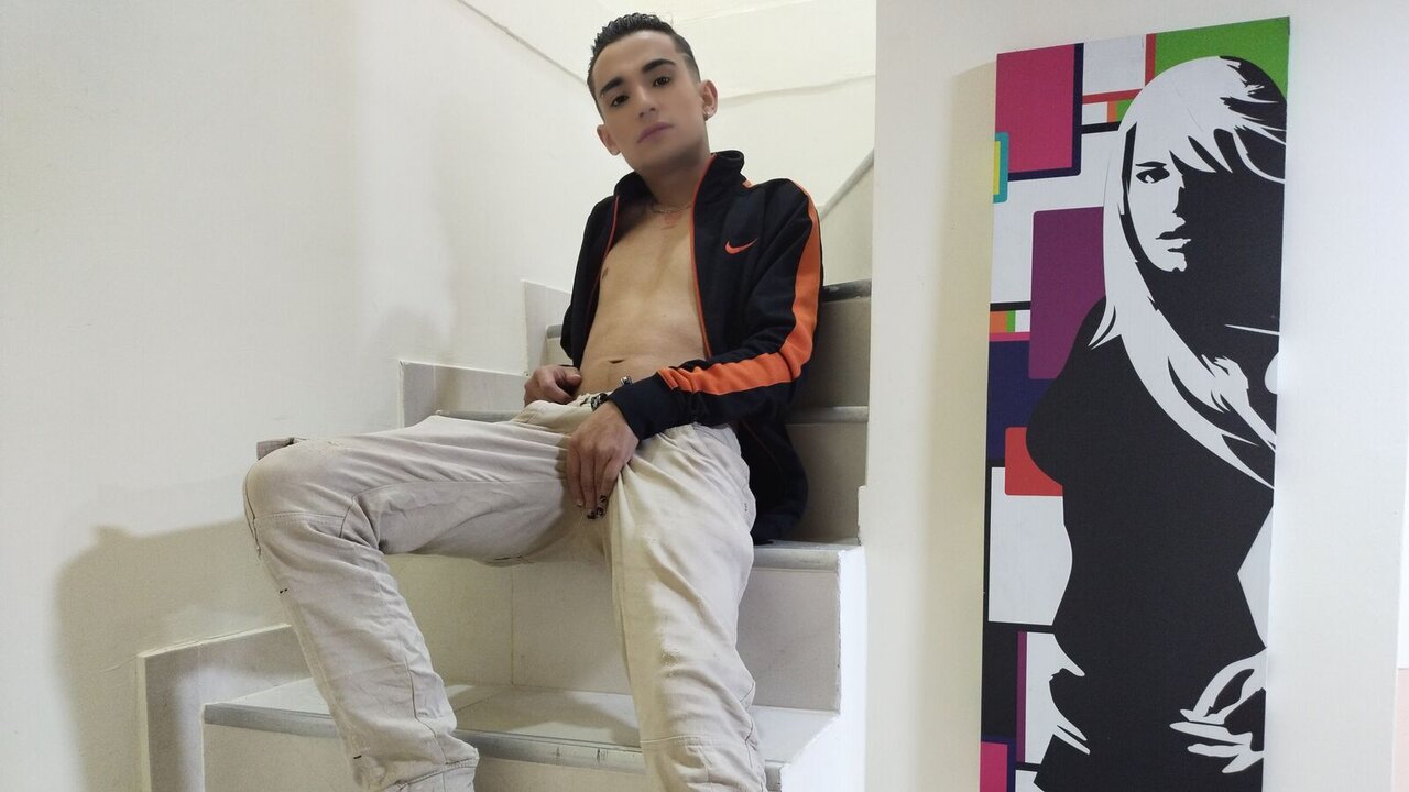 JulianLuxu's Sex ChatRoom