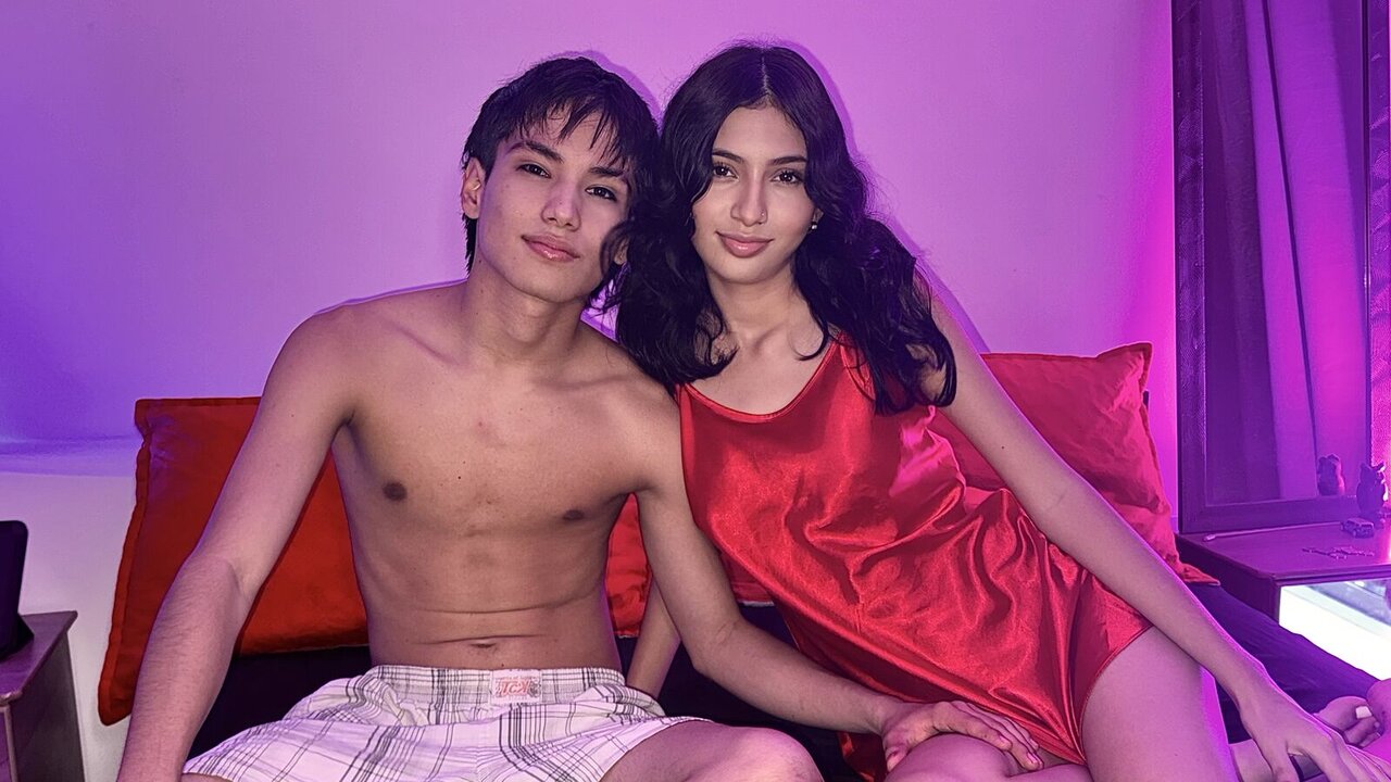 KarlaAndTiago's Sex ChatRoom