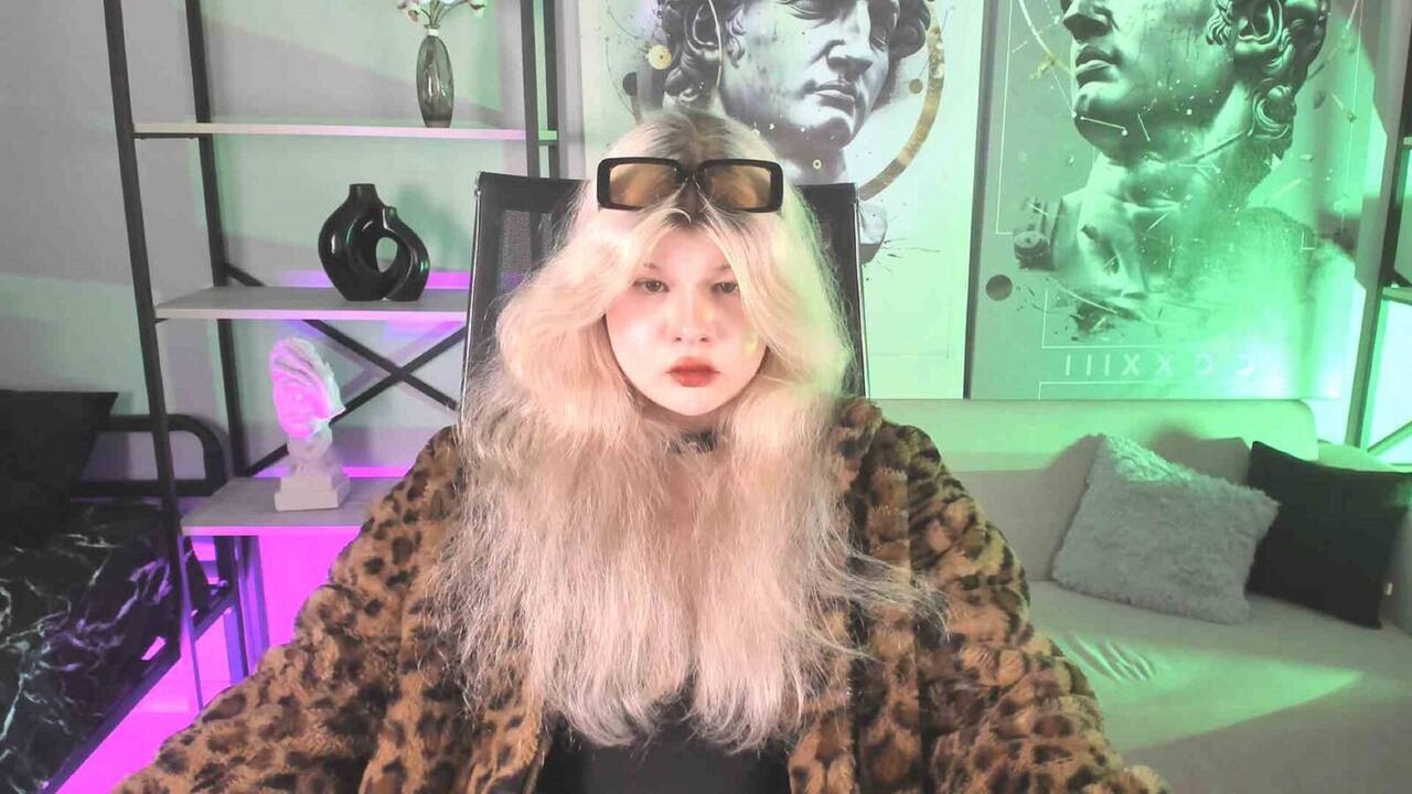 LilithNelson's Sex ChatRoom