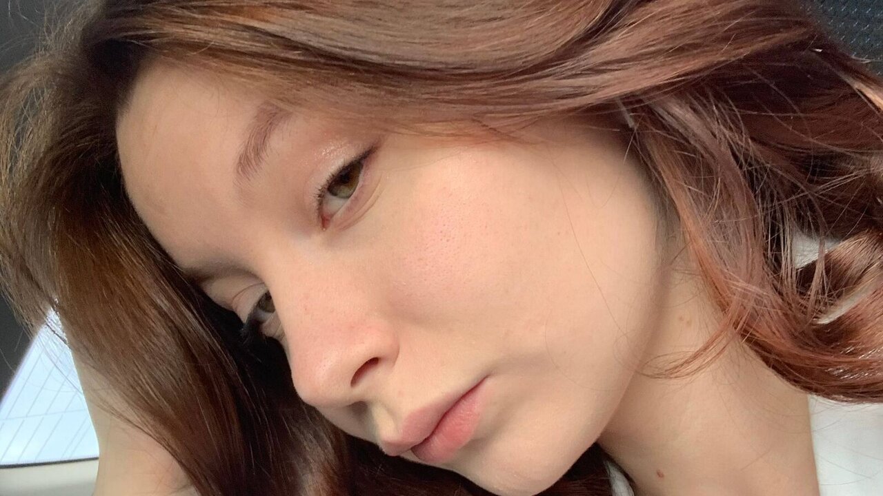 LolaRaivis's Sex ChatRoom