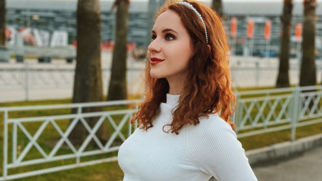 LucilleReynolds's Sex ChatRoom