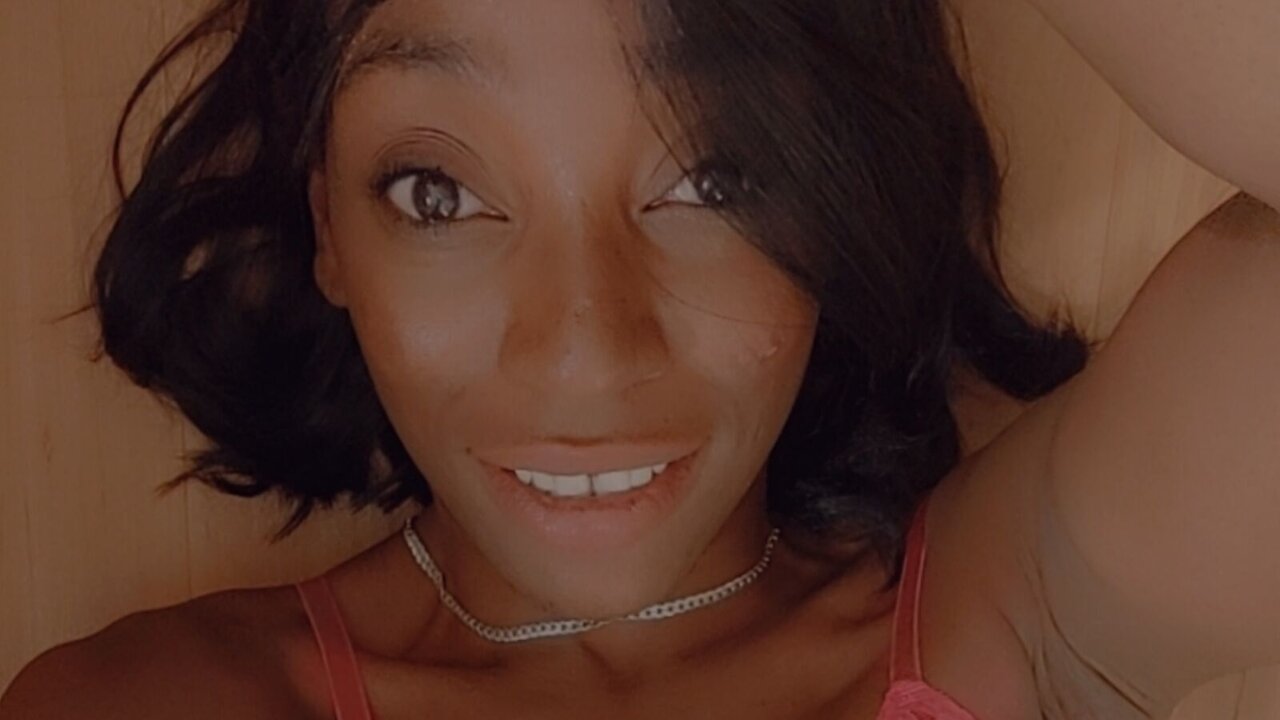 LuckiiRoyale's Sex ChatRoom