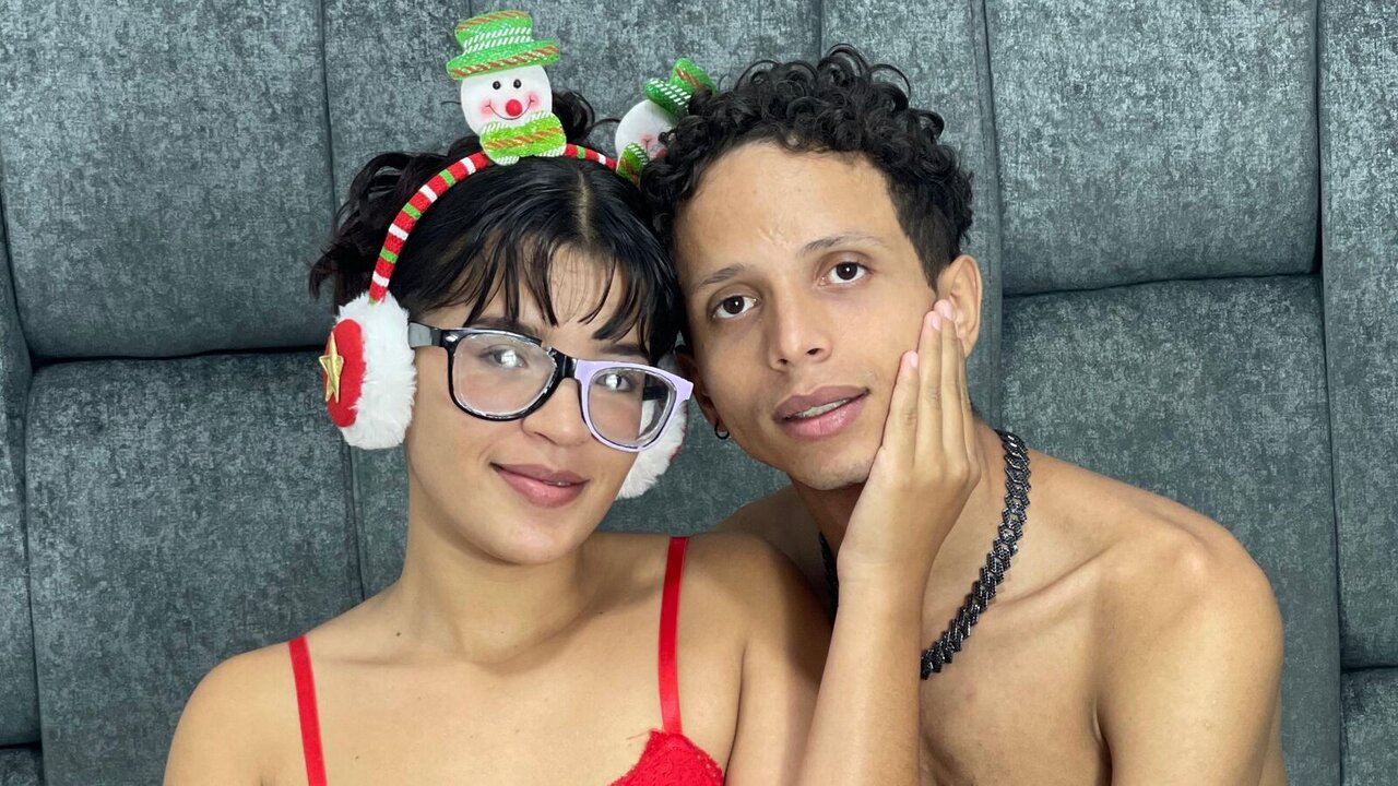 LuisaAndVictor's Sex ChatRoom