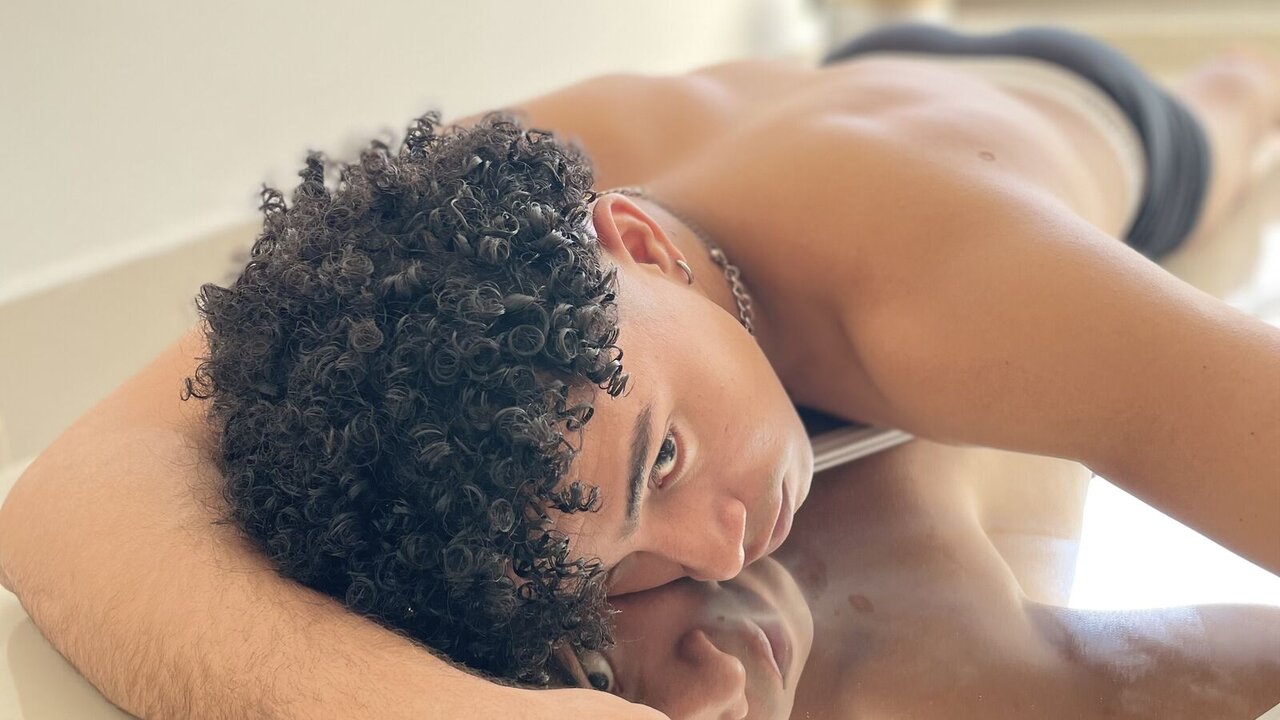 MarcusGolden's Sex ChatRoom