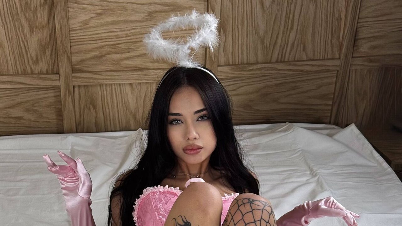 MellinaKelly's Sex ChatRoom