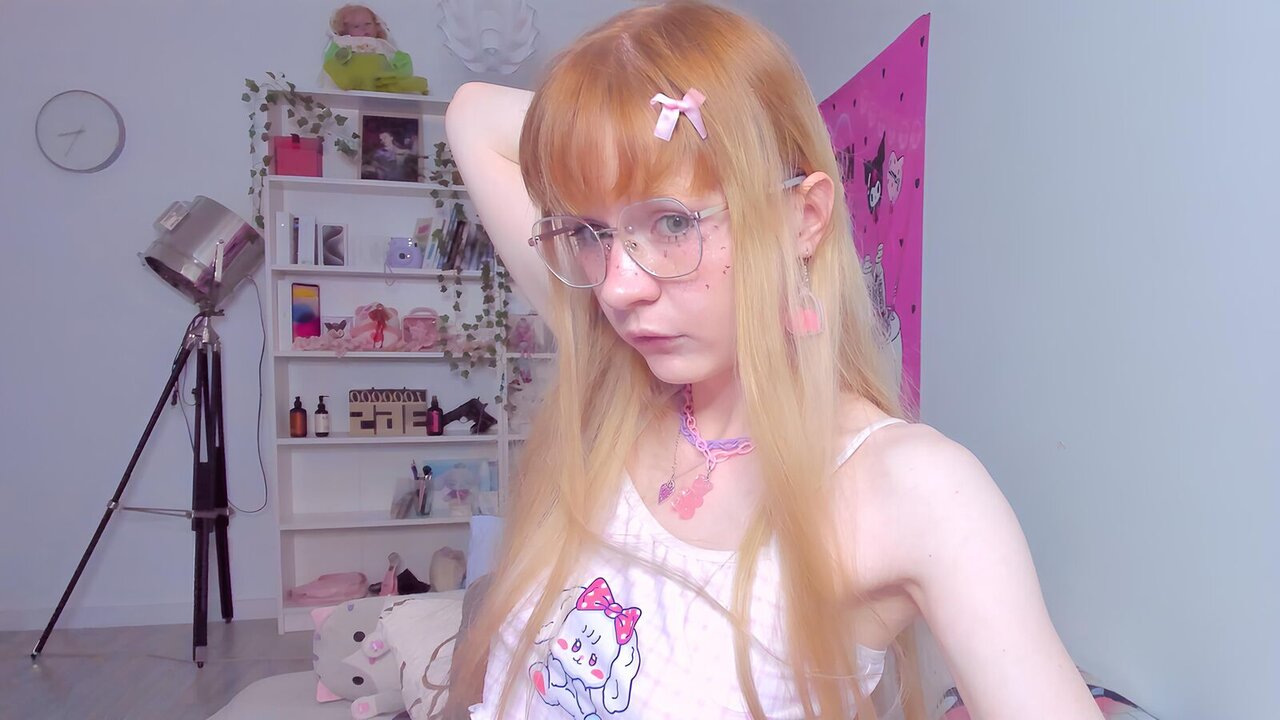 MiliaParker's Sex ChatRoom