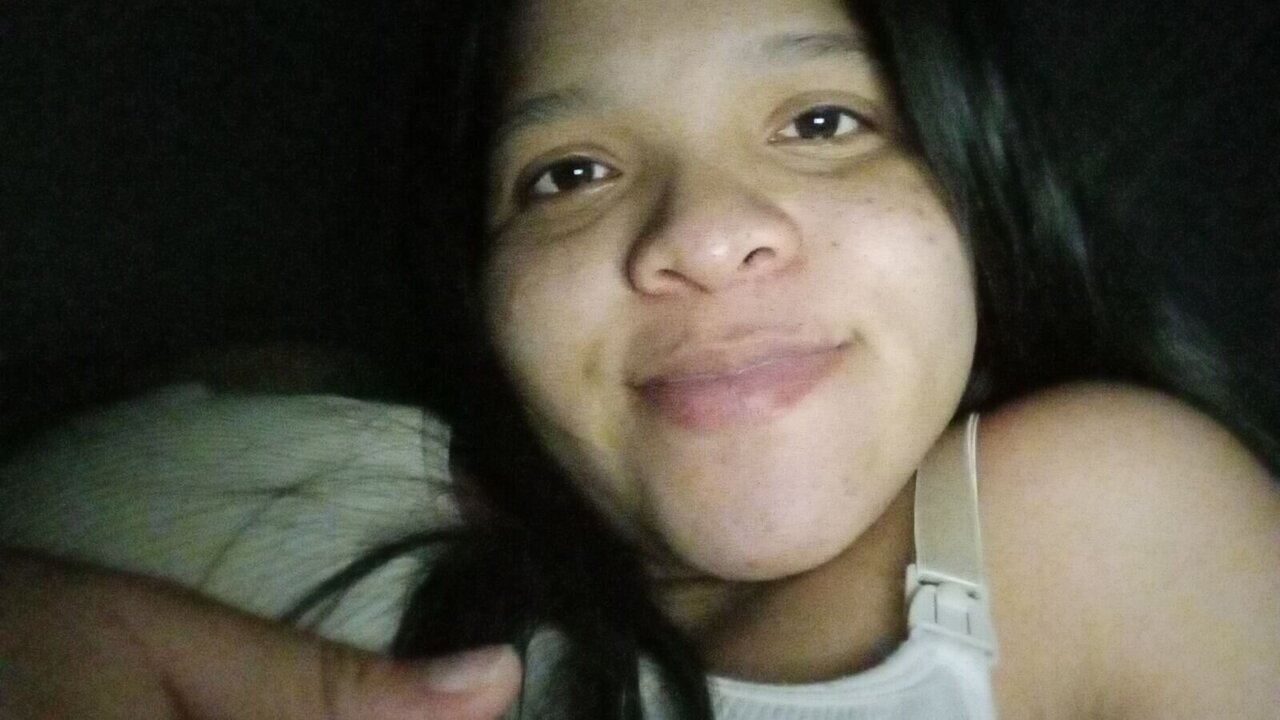 NaomyValencia's Sex ChatRoom