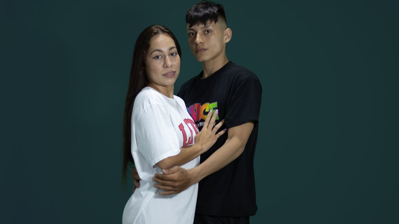 SophiaAndMax's Sex ChatRoom