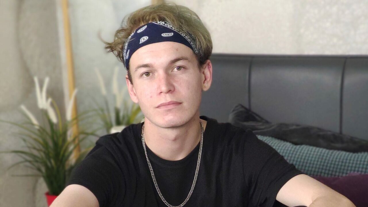 SteveWanson's Sex ChatRoom